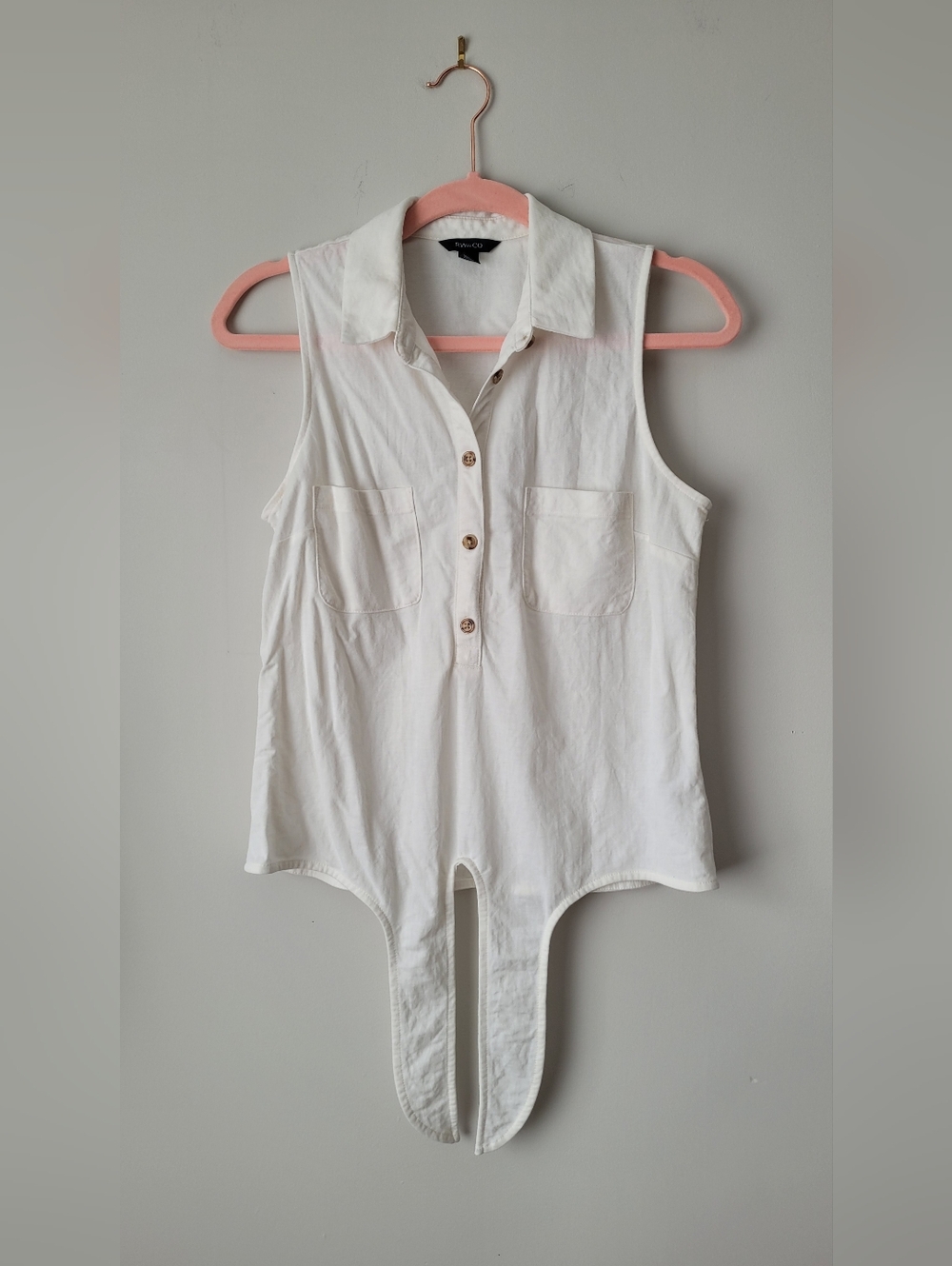 RW&CO. Sleeveless Collared Tie Front Blouse